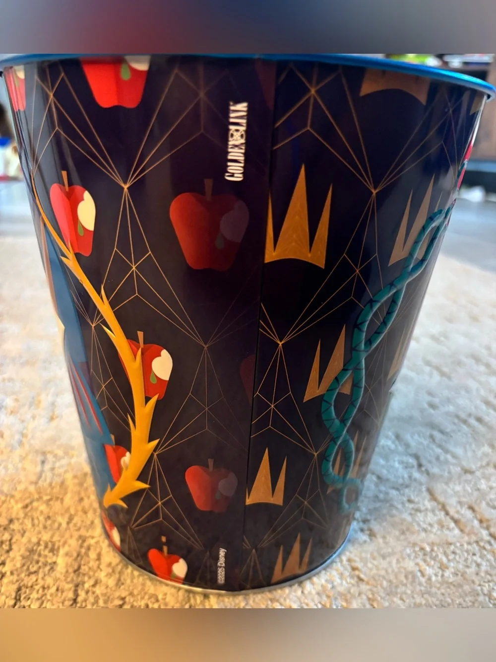 Disney Snow White Metal Popcorn Bucket